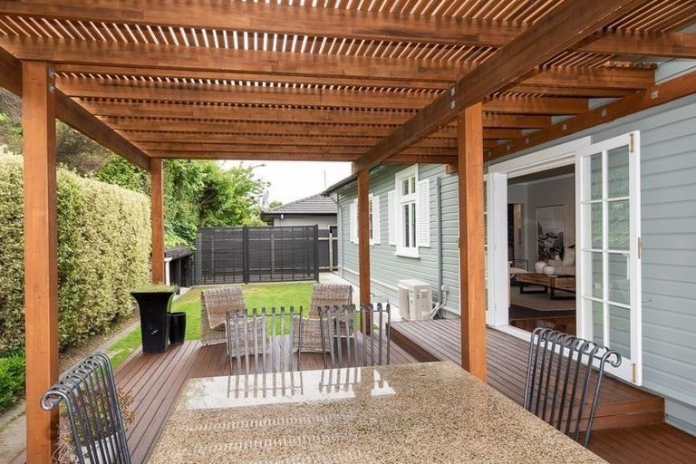 Photo of property in 22 Osier Road, Greenmeadows, Napier, 4112