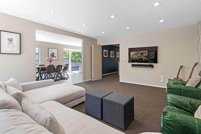 Photo of property in 682c Beach Road, Browns Bay, Auckland, 0630