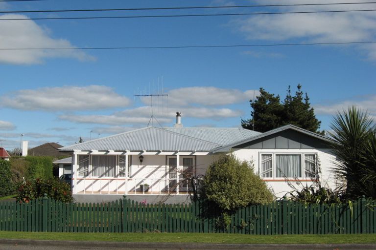 Photo of property in 8 Lambert Street, Marton, 4710