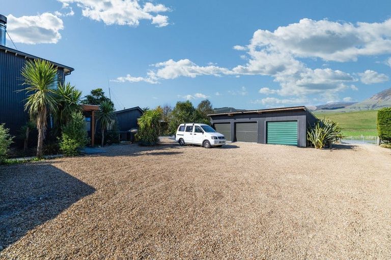 Photo of property in 863 Gebbies Pass Road, Teddington, Lyttelton, 8971