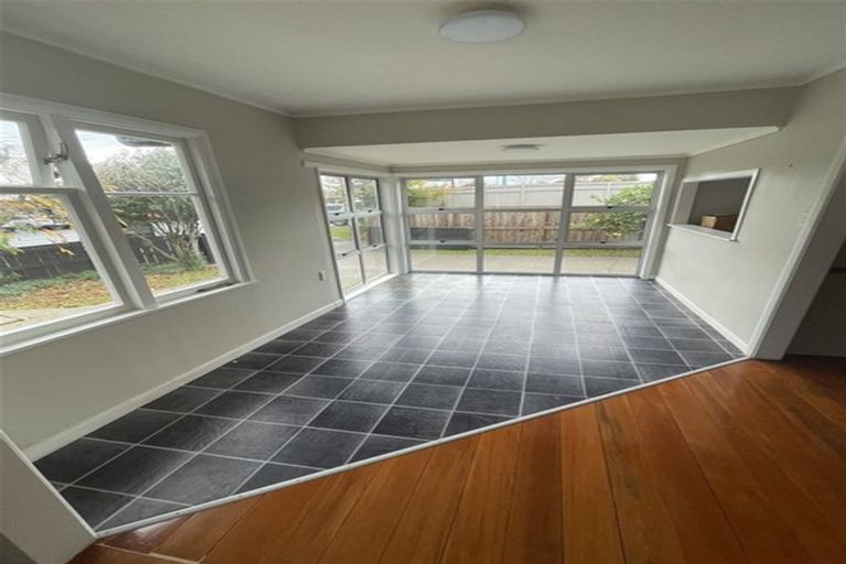 Photo of property in 12 Campbell Street, Leamington, Cambridge, 3432