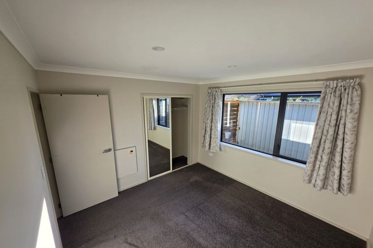 Photo of property in 6 Manganui Place, Te Awa, Napier, 4110
