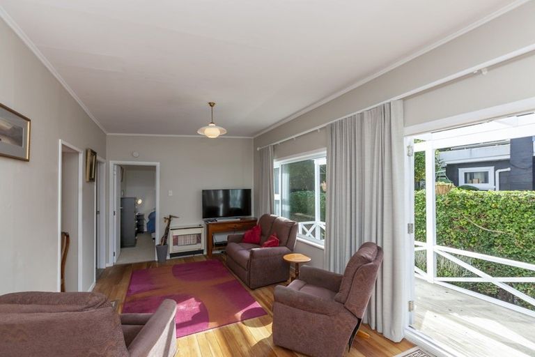 Photo of property in 1/52 Matatua Road, Raumati Beach, Paraparaumu, 5032