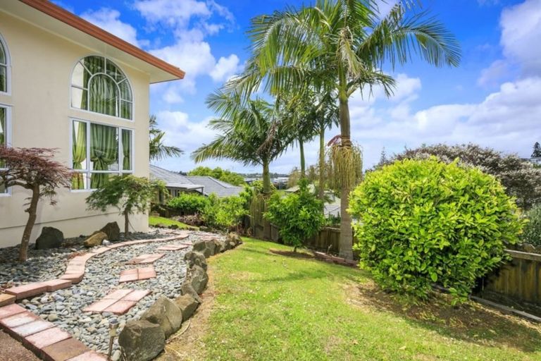 Photo of property in 5 Alice Place, Hillcrest, Auckland, 0627