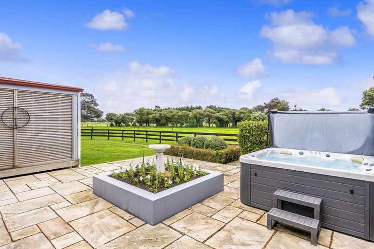 Photo of property in 225 Te Horo Hautere Cross Road, Hautere, Otaki, 5582