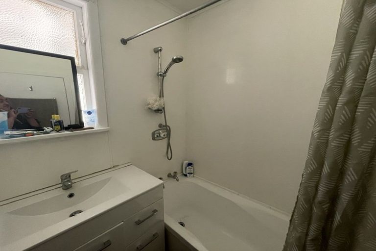 Photo of property in 16 Lawrence Street, Te Kuiti, 3910