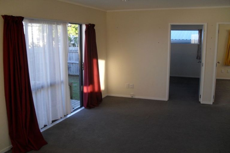 Photo of property in 225a Finlayson Avenue, Clendon Park, Auckland, 2103