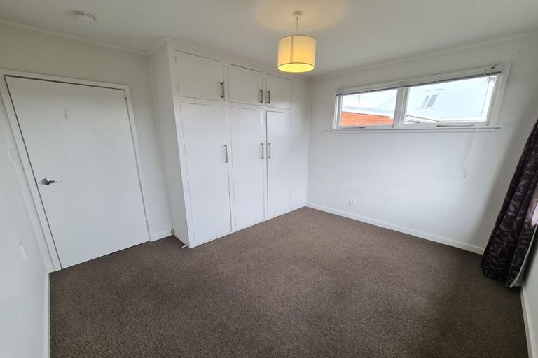 Photo of property in 99 Avonhead Road, Avonhead, Christchurch, 8042