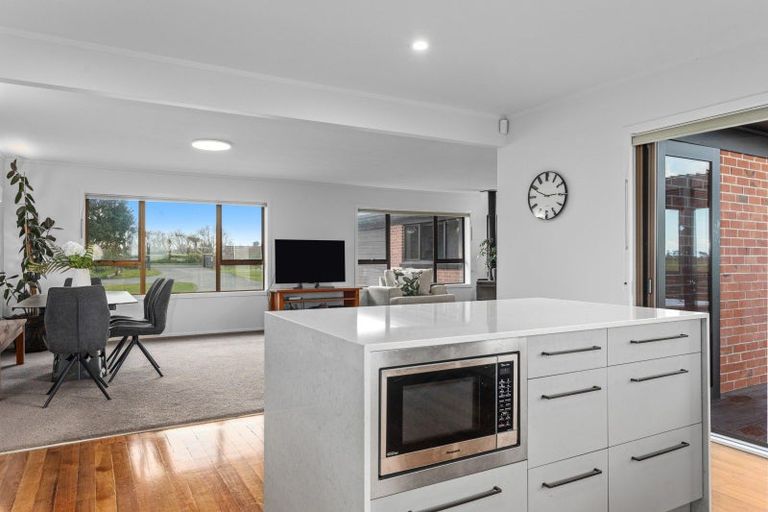 Photo of property in 97 East Bank Road, Edgecumbe, Whakatane, 3193