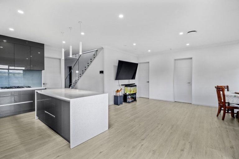 Photo of property in 44 Huka Heights Drive, Rangatira Park, Taupo, 3330