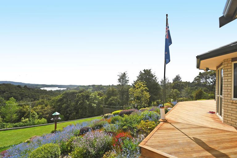 Photo of property in 39 Mahurangi East Road, Snells Beach, Warkworth, 0982
