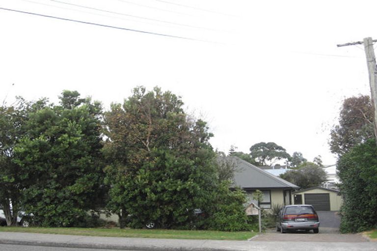 Photo of property in 62 Raumati Road, Raumati Beach, Paraparaumu, 5032