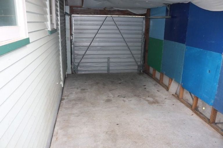 Photo of property in 8a Fairs Road, Milson, Palmerston North, 4414