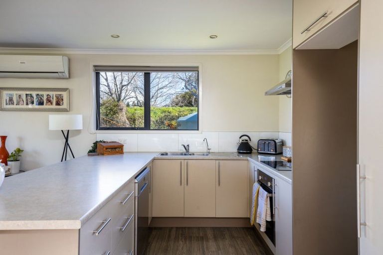 Photo of property in 20 Bosworth Street, Egmont Village, 4372