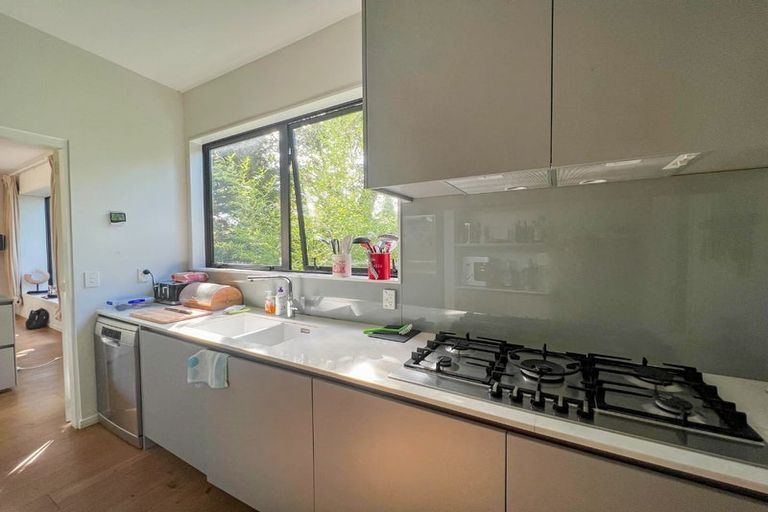 Photo of property in 9a Beacon Avenue, Campbells Bay, Auckland, 0630