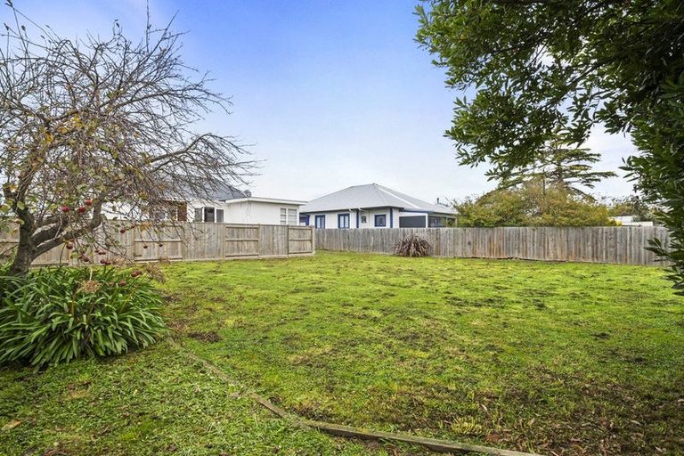 Photo of property in 19a Rosalie Terrace, Kelvin Grove, Palmerston North, 4414
