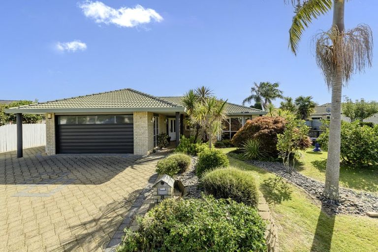 Photo of property in 8 Newport Key, Papamoa Beach, Papamoa, 3118