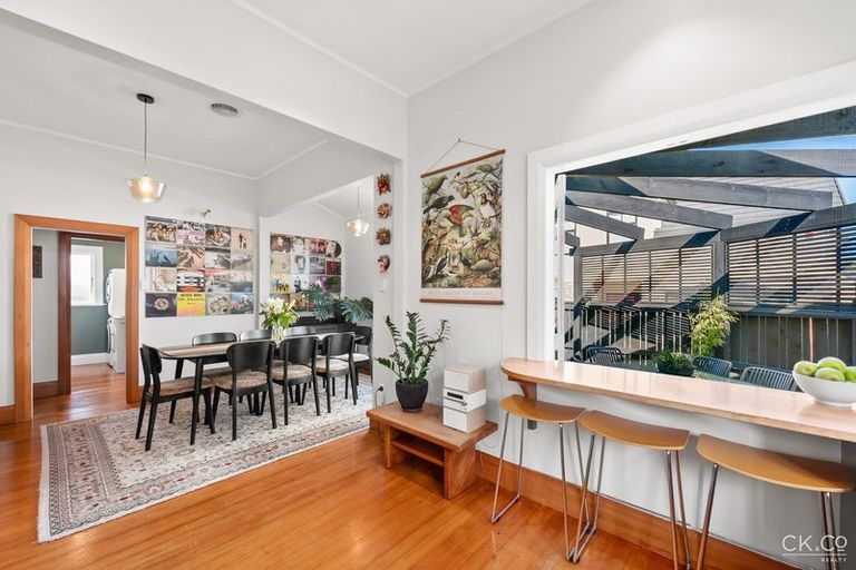 Photo of property in 1/24 Totara Crescent, Woburn, Lower Hutt, 5010