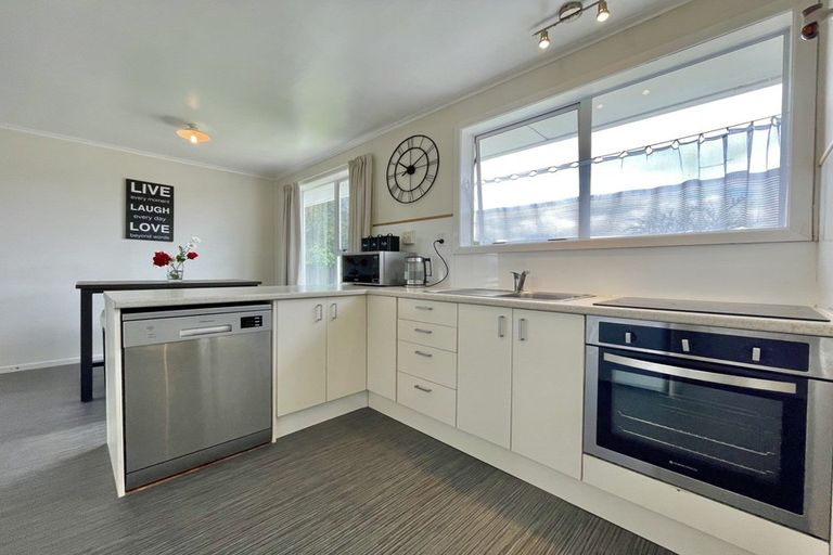 Photo of property in 65 Baird Road, Tokoroa, 3420