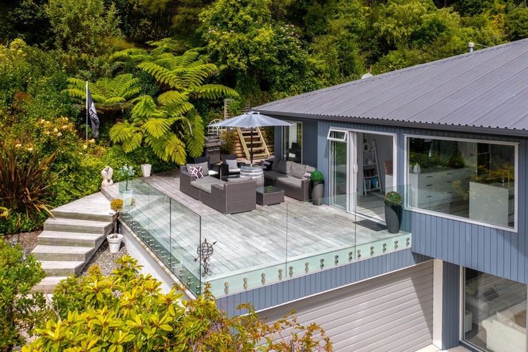 Photo of property in 7 Finlay Grove, Waikawa, Picton, 7220