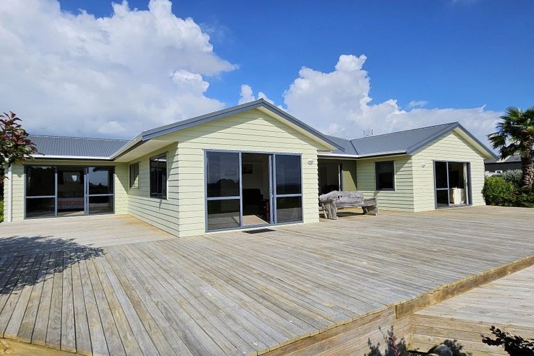 Photo of property in 2155c State Highway 2, Pukehina, 3186