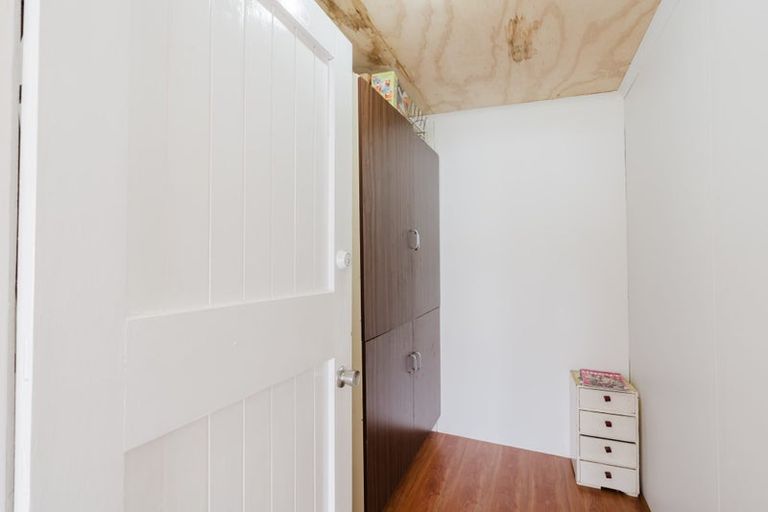 Photo of property in 1059 Pouewe Street, Kawhia, 3889