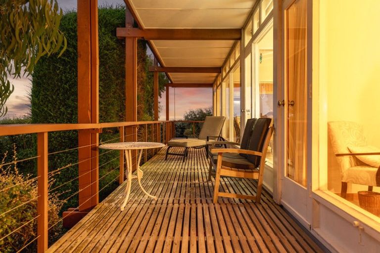 Photo of property in 4 Michael Avenue, Mount Pleasant, Christchurch, 8081