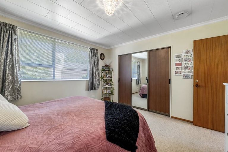 Photo of property in 17 Mace Street, Waitara, 4320