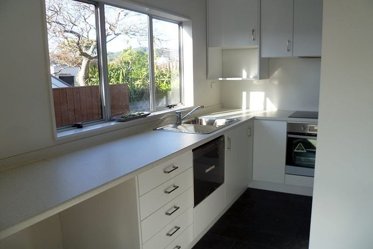 Photo of property in 4/27 Kenwyn Terrace, Newtown, Wellington, 6021