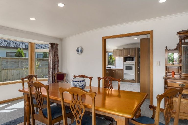 Photo of property in 5 Ashwood Grove, Omokoroa, 3114