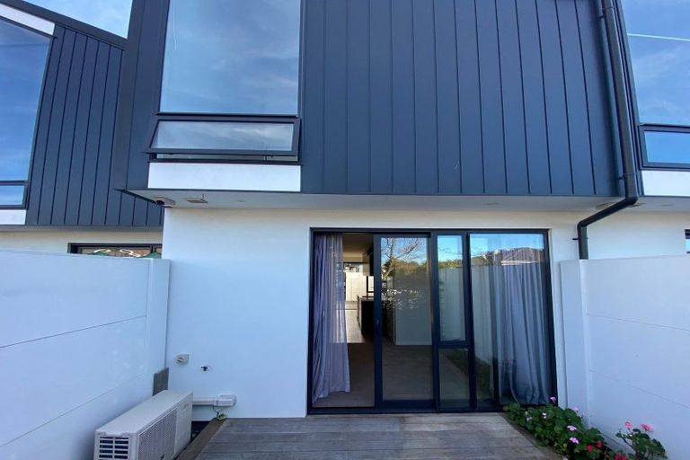 Photo of property in 63a Osborne Street, Waltham, Christchurch, 8011
