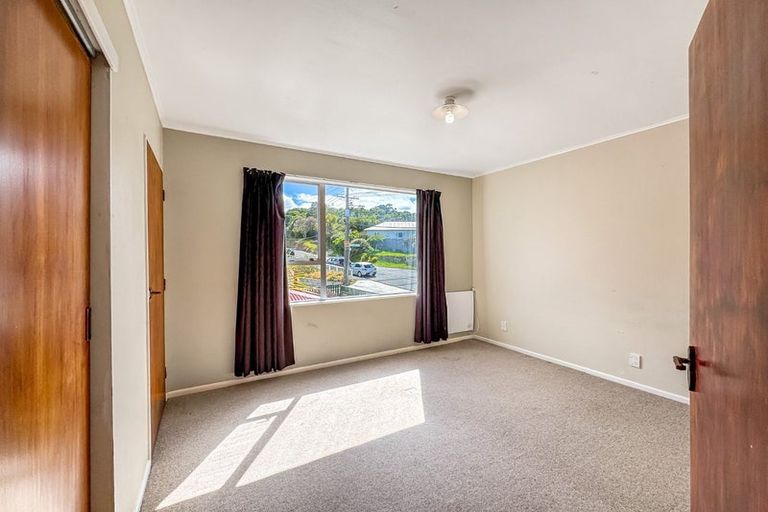 Photo of property in 53a Ohariu Road, Johnsonville, Wellington, 6037