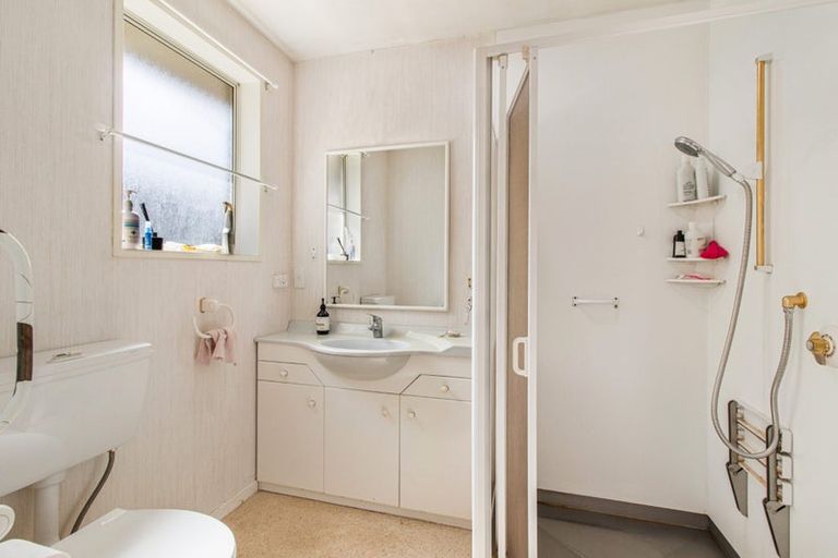 Photo of property in 1/5 Cottesmore Close, Burnside, Christchurch, 8053