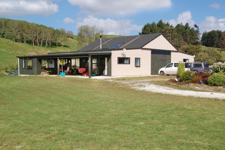 Photo of property in Dunkerron Farm, 852 Oneriri Road, Kaiwaka, 0573