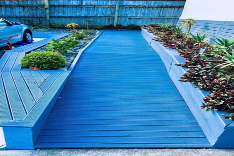 Photo of property in 12 Kereru Street, Henderson, Auckland, 0612