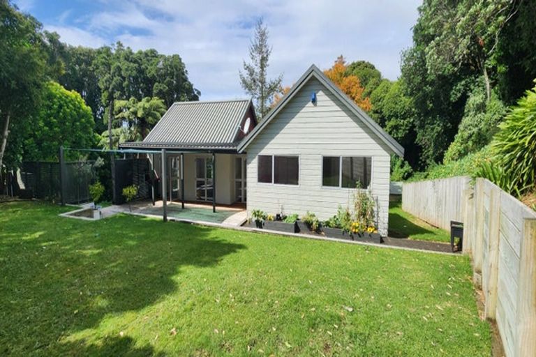 Photo of property in 28a Riversdale Drive, Merrilands, New Plymouth, 4312