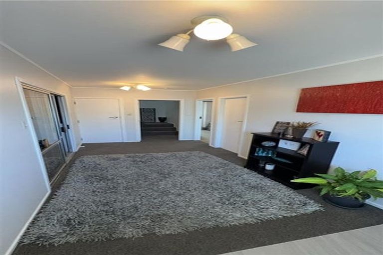Photo of property in 79a Barrett Street, Westown, New Plymouth, 4310