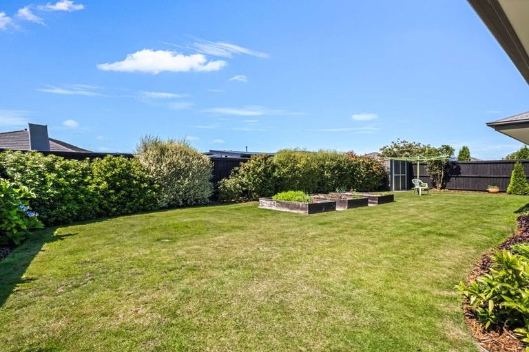 Photo of property in 16 Foxton Drive, Kaiapoi, 7630