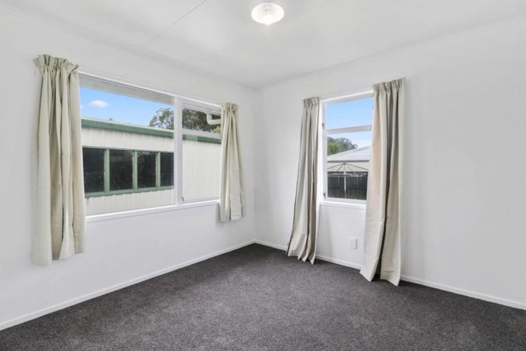 Photo of property in 77a Kawaha Point Road, Kawaha Point, Rotorua, 3010