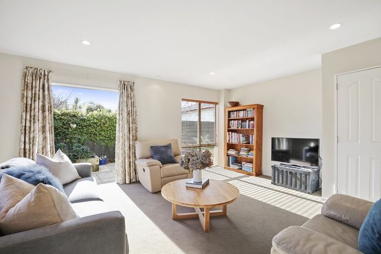 Photo of property in 25b Springfield Road, St Albans, Christchurch, 8014