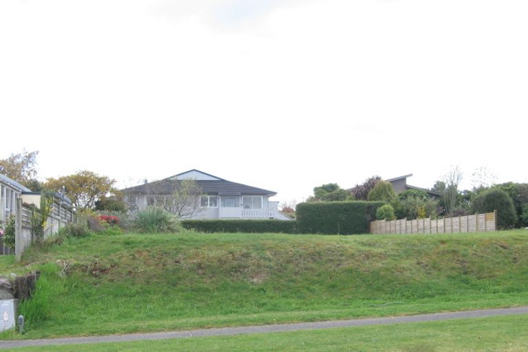 Photo of property in 22 Harvey Street, Waipahihi, Taupo, 3330