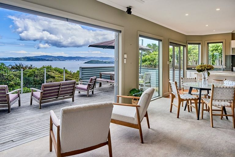 Photo of property in 45 Howard Road, Point Howard, Lower Hutt, 5013