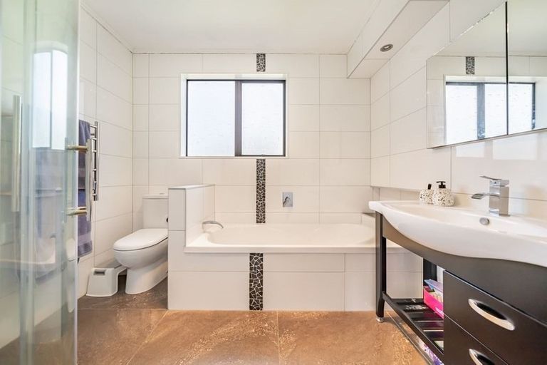 Photo of property in 17 Mcgowan Road, Wainuiomata, Lower Hutt, 5014