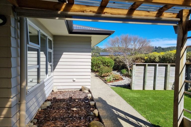 Photo of property in 4 Flotilla Place, Whitby, Porirua, 5024