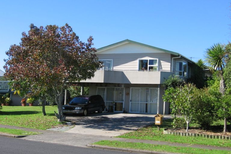 Photo of property in 52 Marendellas Drive, Bucklands Beach, Auckland, 2014