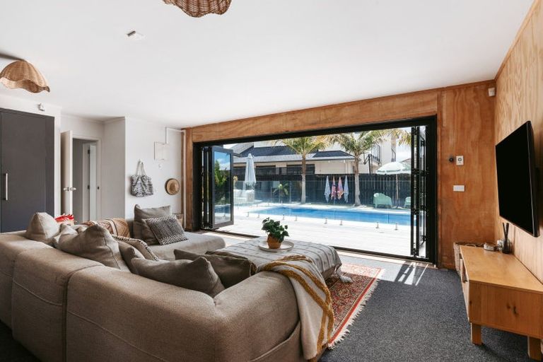 Photo of property in 35 Rota Close, Papamoa Beach, Papamoa, 3118