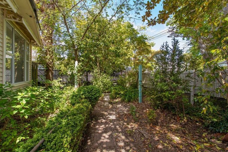 Photo of property in 14 Scotston Avenue, St Albans, Christchurch, 8052