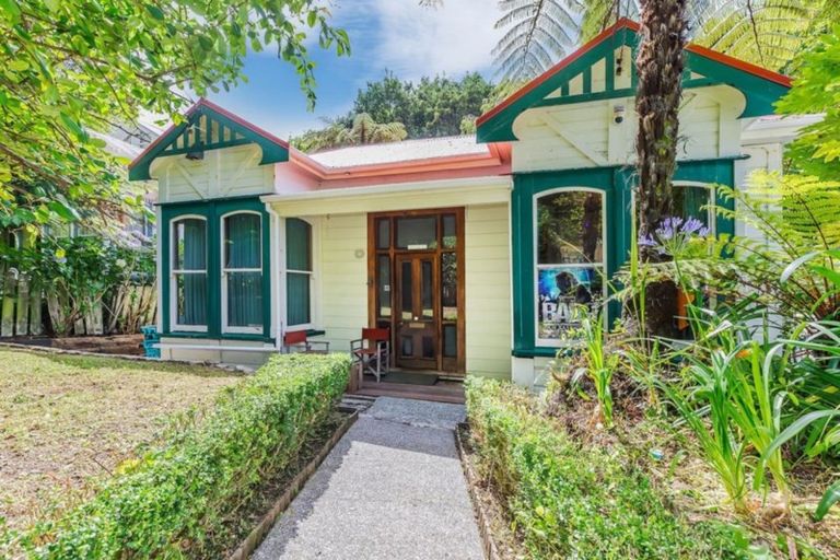 Photo of property in 40 Devon Street, Aro Valley, Wellington, 6021