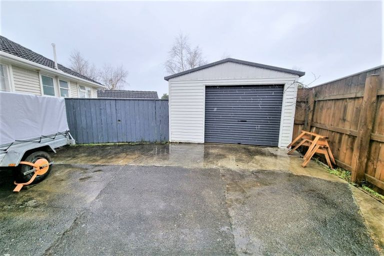 Photo of property in 11 Prouse Grove, Silverstream, Upper Hutt, 5019