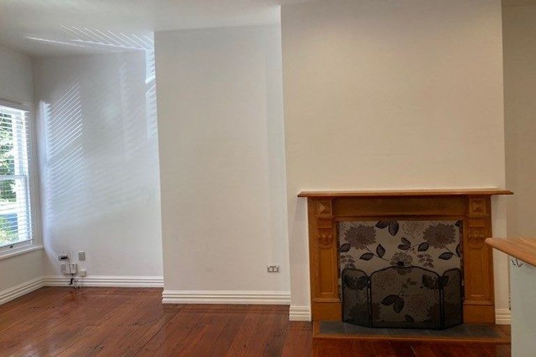 Photo of property in 323b Mount Eden Road, Mount Eden, Auckland, 1024